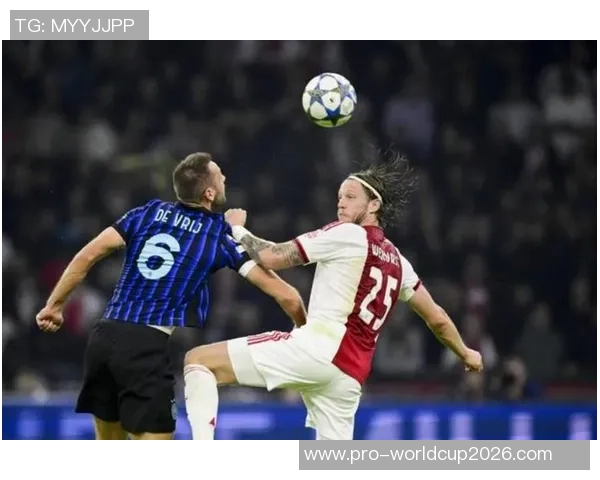 足球场上的悲剧瞬间揭示了运动安全的重要性与人生命的脆弱性